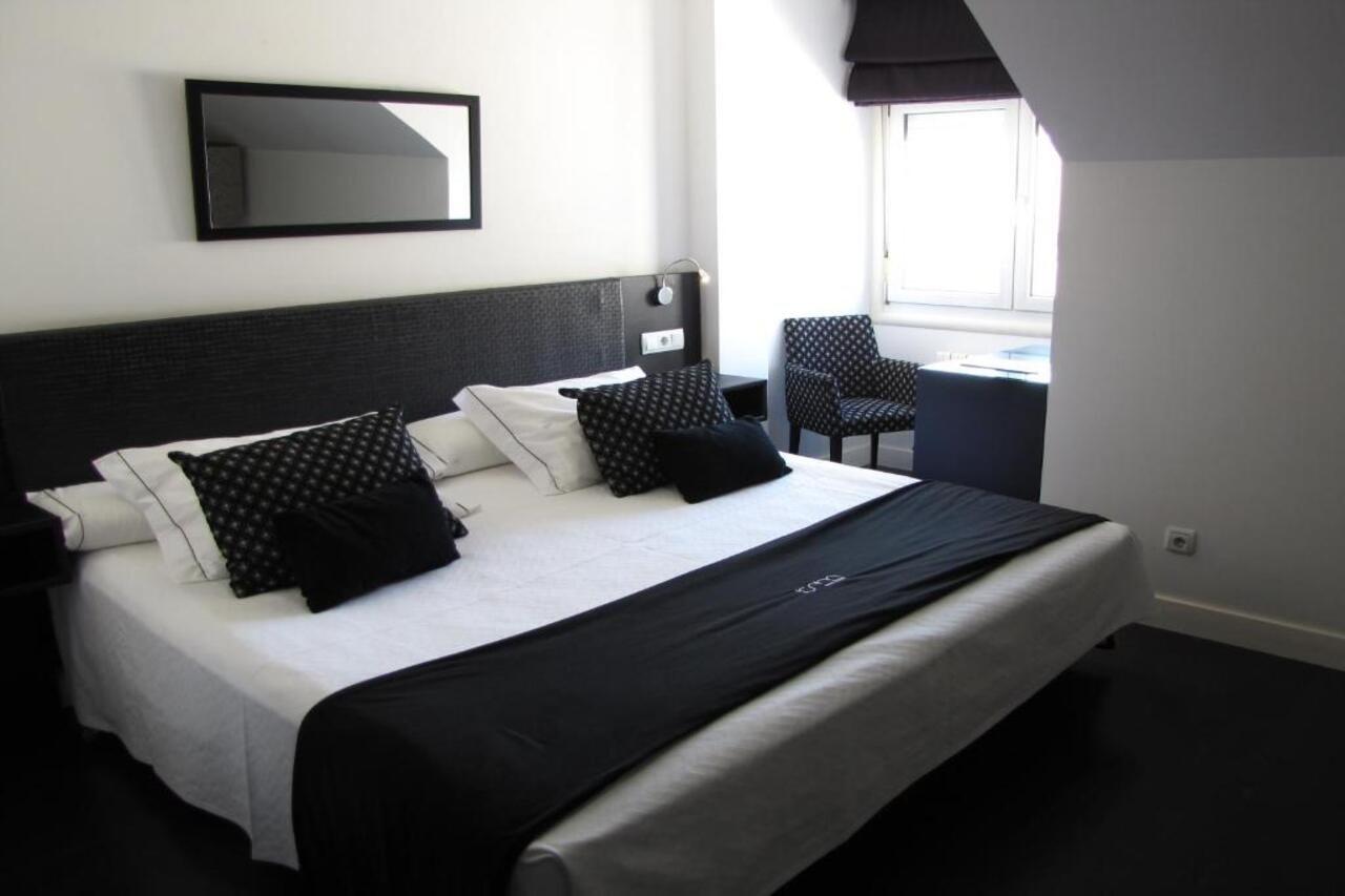 Hotel Room Понтеведра Экстерьер фото